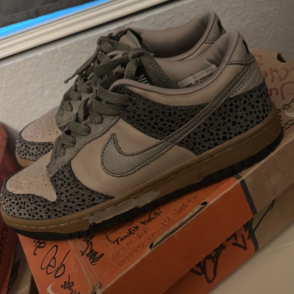 Nike - Picture 7 of 8